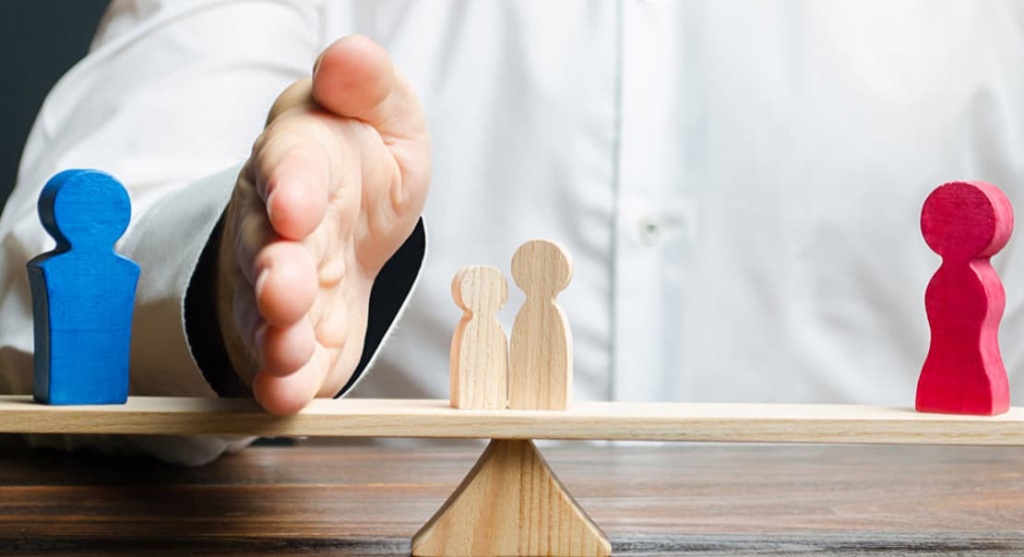 Определение места жительства ребенка в Покровске